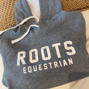 Roots equestrian hoodie . Size medium . Like new. Gorgeous !